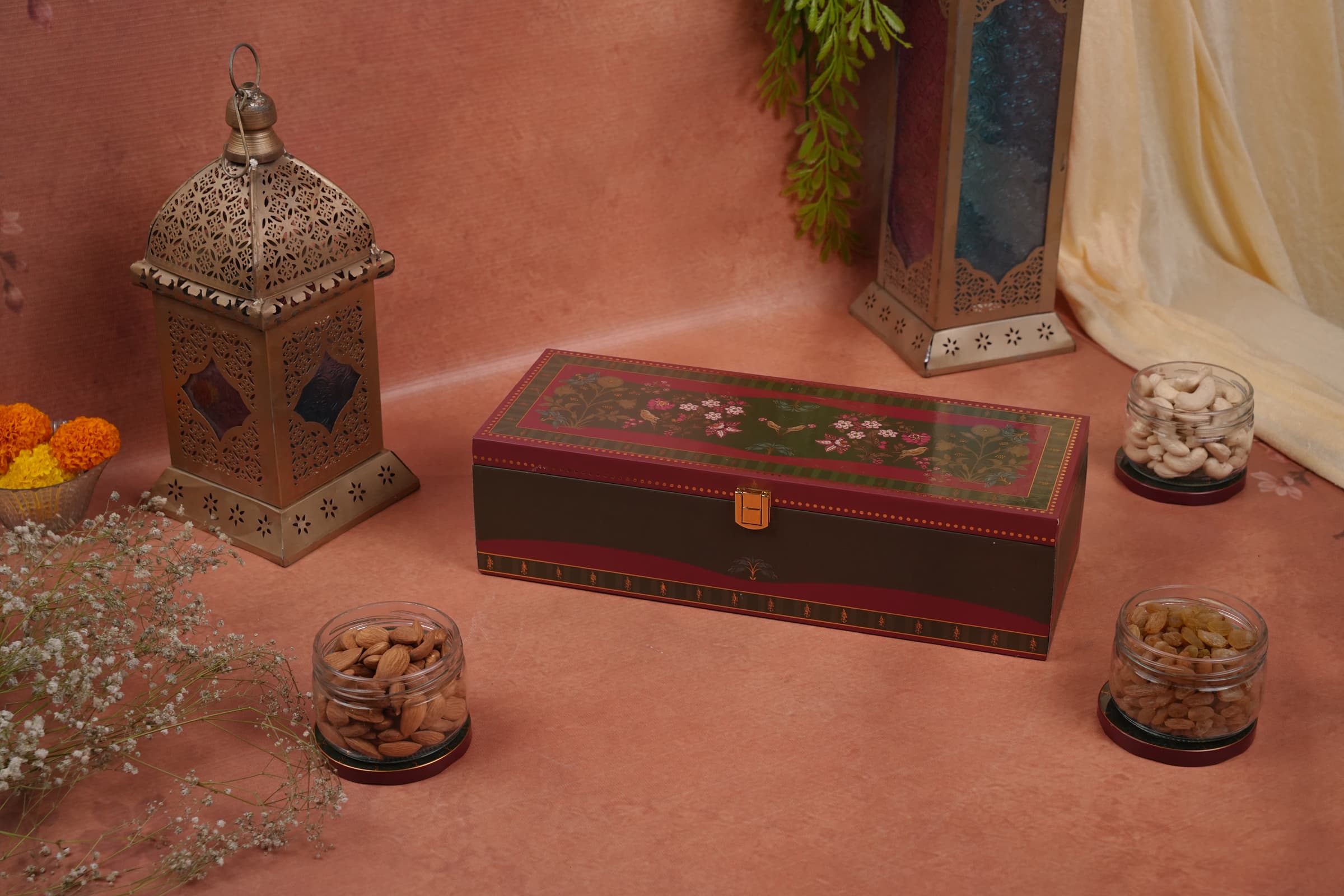 Classic Elegance Assorted Nuts - 3 Thumbnail 3
