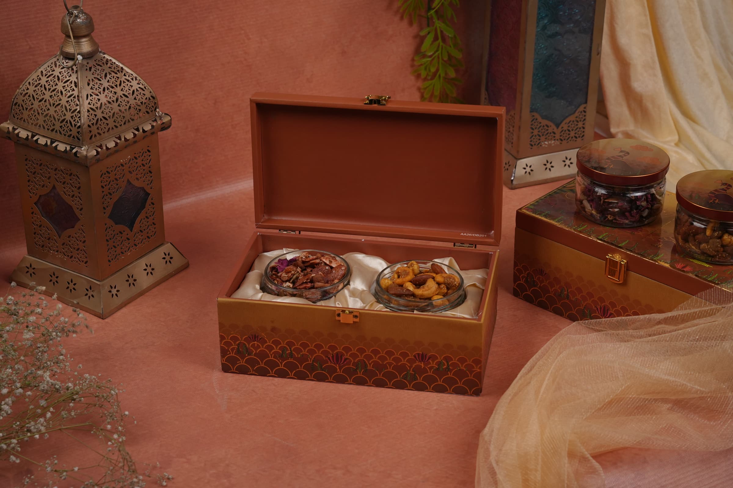Golden Wings Delight Assorted Nuts -2 Thumbnail 4